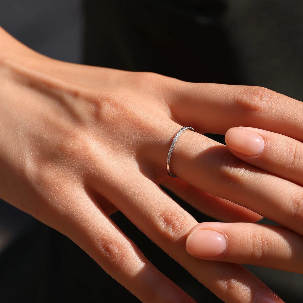 MODIAN Moissanite Rings 925 Sterling Silver Minimalist Lab Diamond Thin Ring Stackable Daily Wear Ring For Women Fine Jewelry