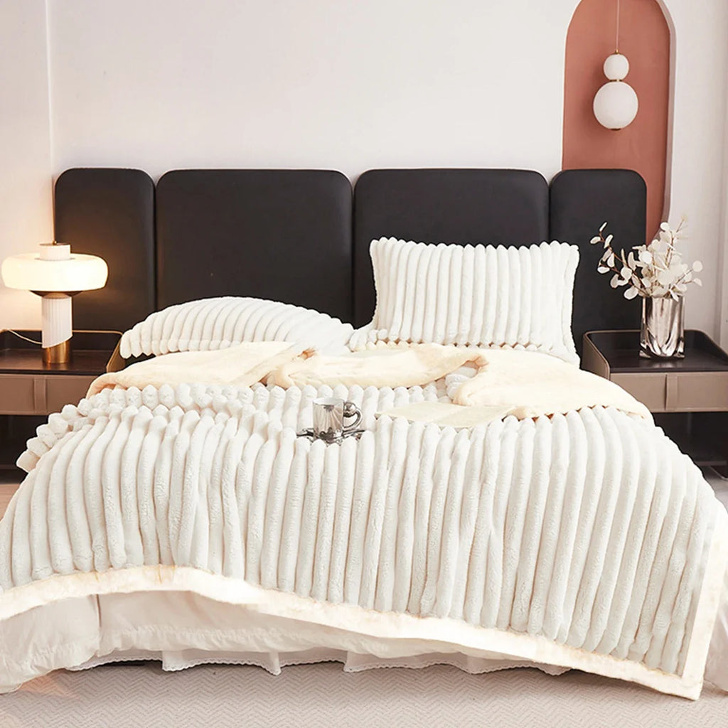 Weighted Fleece Blanket with Sherpa – Soft 8lbs Throw